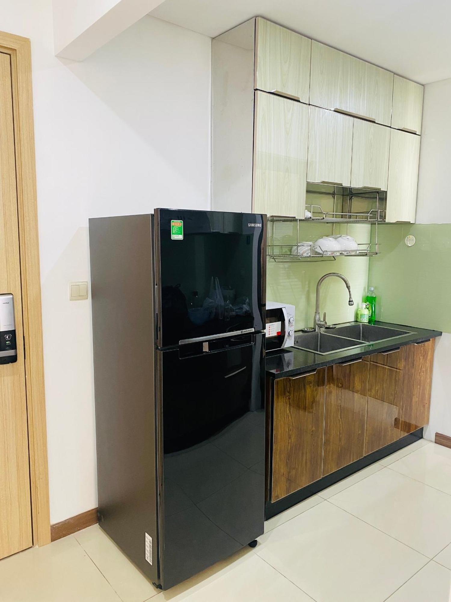 Căn hộ 1,2, 3 Bedroom In Ha Do Centrosa - District 10 *