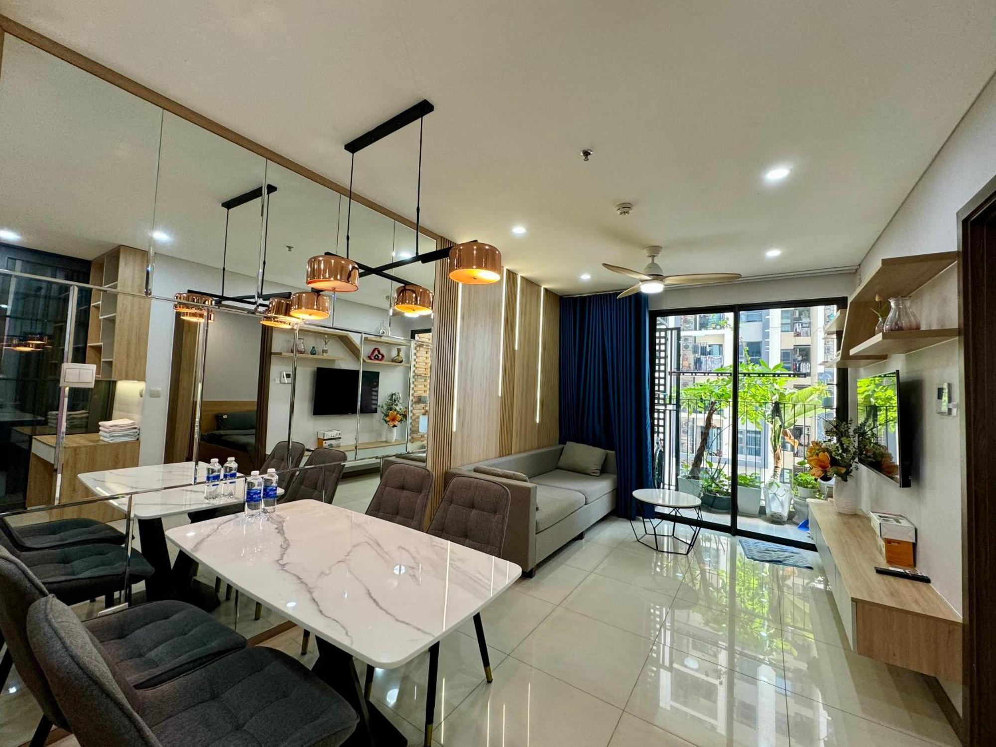 Apartment 1,2, 3 Bedroom In Ha Do Centrosa - District 10